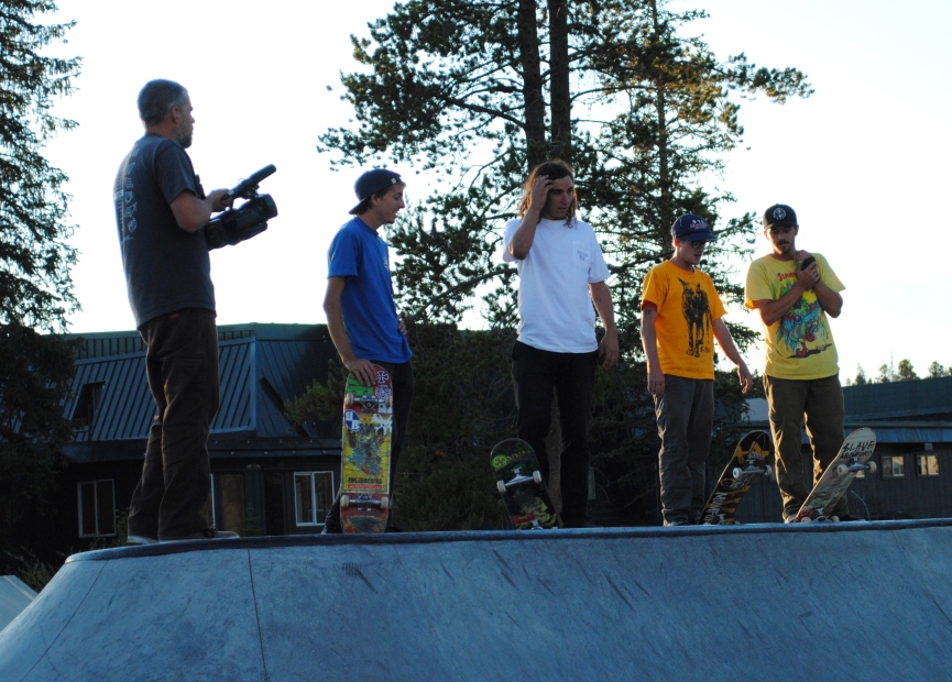 the last skaters of the session
