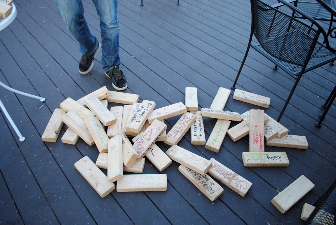 fallen jenga pieces
